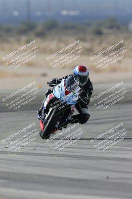 media/Nov-30-2025-TrackXperience (Sun) [[c0061d280f]]/3-Level 1/Session 4 (Turn 11)/